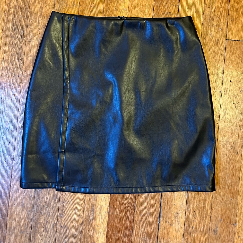 Lulu’s faux leather mini skirt